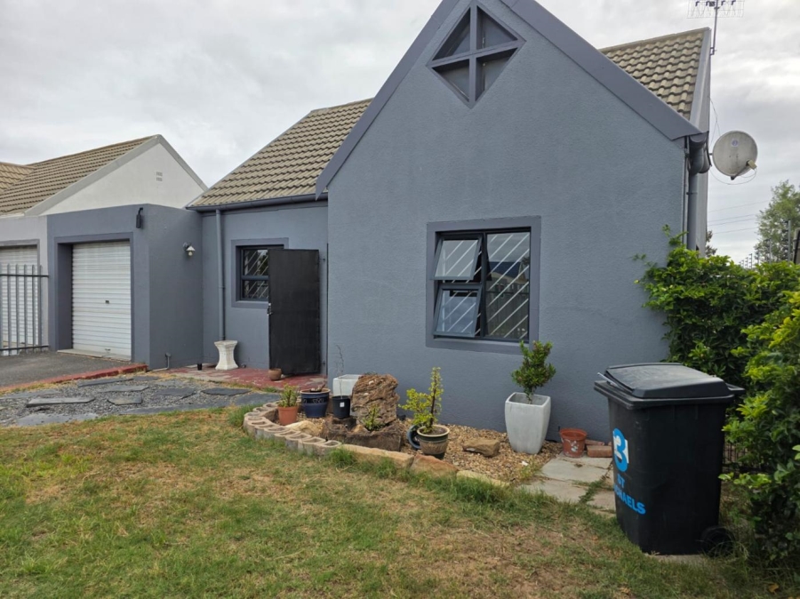 2 Bedroom Property for Sale in Bonnie Brae Western Cape